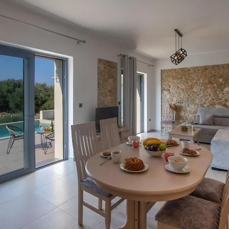 Majestic Stone Sea View Pool Antipata (Erisos)